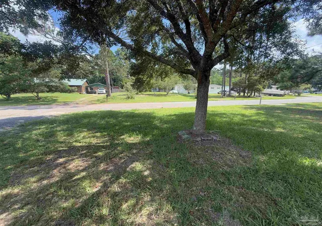 5th image of 12221 Ailanthus Ct, Pensacola, FL 32506 | MLS# 685481