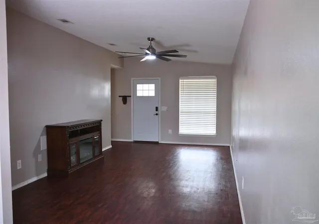 3rd image of 424 Shadow Way Ln, Pensacola, FL 32506 | MLS# 679257