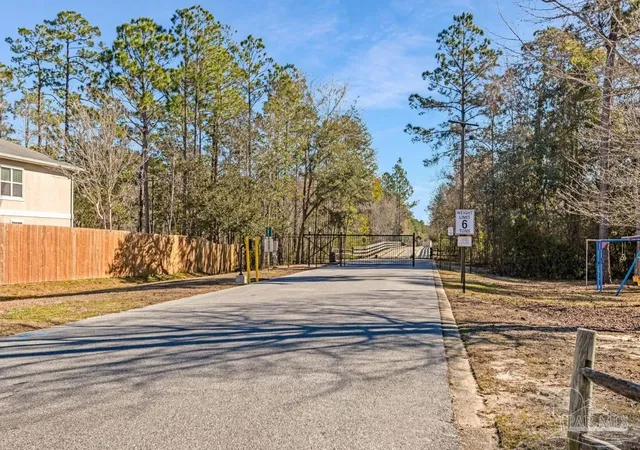 43rd image of 3266 Bernath Dr, Milton, FL 32583 | MLS# 678328