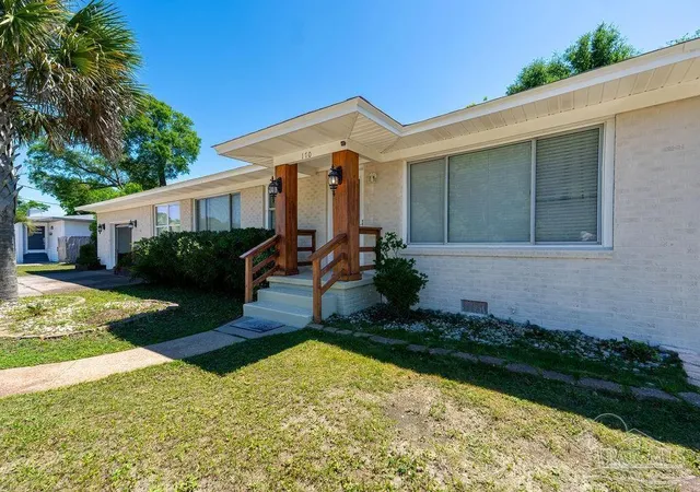 Photo 4 of Single family home for sale at 170 N Stillman St, Pensacola, FL 32505 | MLS# 682302 | Listing updated on 2026-09-14