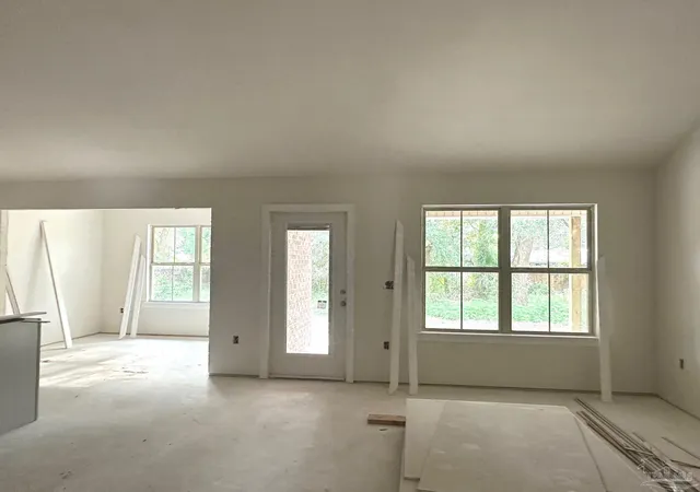 Photo 4 of Single family home for sale at 5721 Lofty Pines Dr, Milton, FL 32570 | MLS# 683816 | Listing updated on 2026-09-09