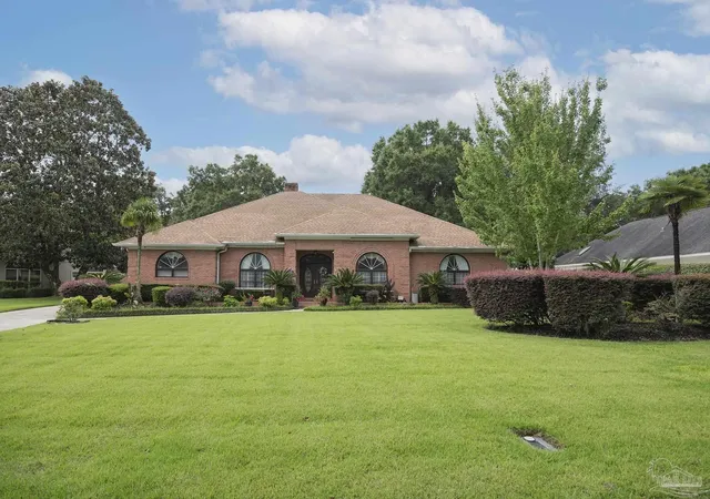 Photo 3 of Single family home for sale at 8632 Rosemont Dr, Pensacola, FL 32514 | MLS# 685015 | Listing updated on 2026-09-17
