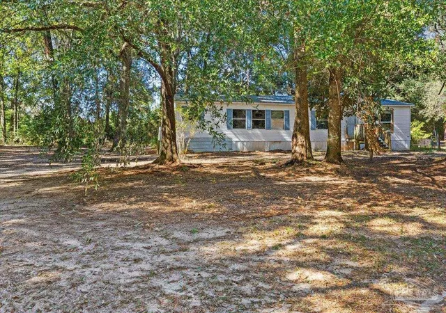 Homes for sale in Milton, FL | 5127 Lake End Dr, Milton, FL 32583 | MLS# 673021