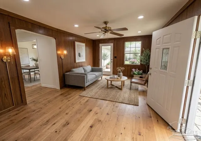 11th image of 1711 W Lakeview Ave, Pensacola, FL 32501 | MLS# 684509