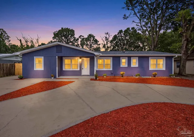 Photo 1 of Single family home for sale at 742 Mayflower Ave, Ft Walton Beach, FL 32547 | MLS# 688266 | Listing updated on 2026-08-29