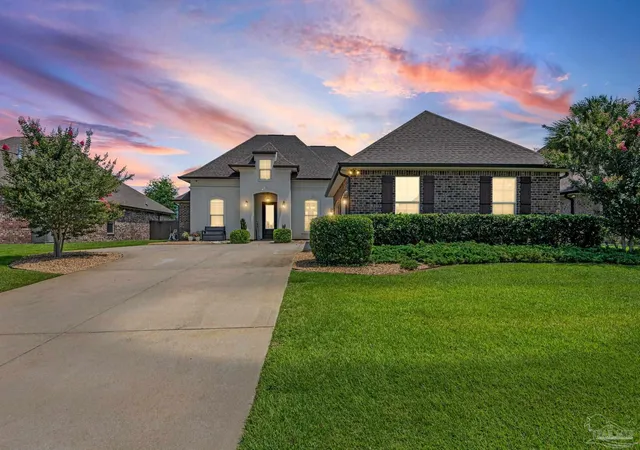 Photo 1 of Single family home for sale at 1525 Sabal Palm Dr, Gulf Breeze, FL 32563 | MLS# 685163 | Listing updated on 2026-09-30