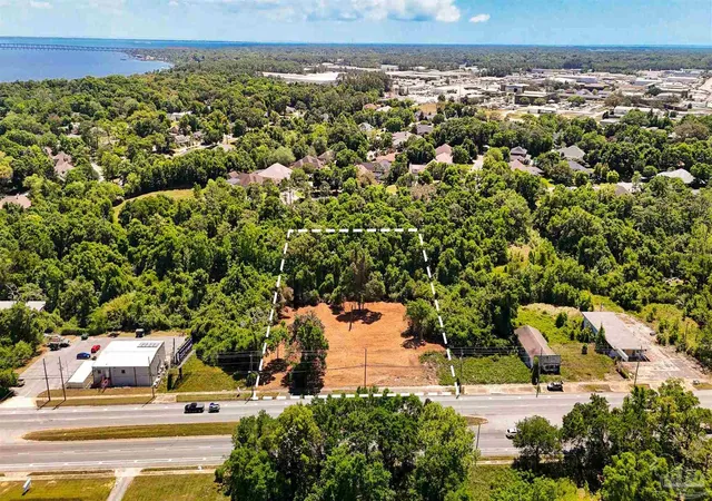 4th image of 9820 N Davis Hwy, Pensacola, FL 32514 | MLS# 682138