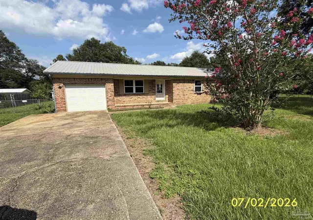 Photo 3 of Single family home for sale at 2272 Argle Rd, Cantonment, FL 32533 | MLS# 685733 | Listing updated on 2026-10-08