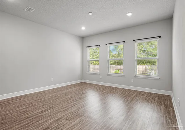 Photo 2 of Single family home for sale at 7588 Burnside Loop, Pensacola, FL 32526 | MLS# 687982 | Listing updated on 2026-08-25