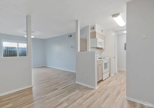 Photo 2 of Sale Pending at 2303 Michigan, Pensacola, FL 32526 | MLS# 682782 | Listing updated on 2026-08-27