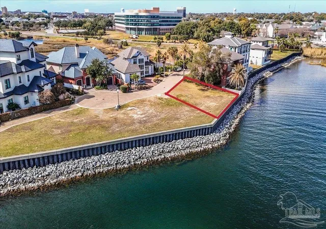 52nd image of 16 Wharf Ave, Pensacola, FL 32502 | MLS# 679258