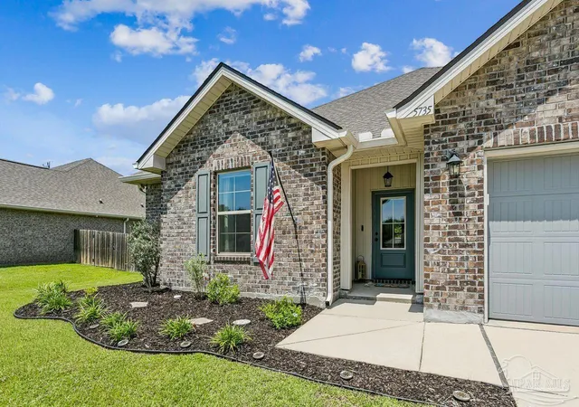 Photo 2 of Single family home for sale at 5735 Maggie Rose Cir, Milton, FL 32570 | MLS# 688050 | Listing updated on 2026-08-26