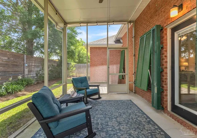 Photo 2 of Single family home for sale at 4126 Oak Pointe Dr, Gulf Breeze, FL 32563 | MLS# 685521 | Listing updated on 2026-09-08
