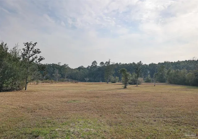 4th image of 4621 Riley Rd, Milton, FL 32583 | MLS# 680588