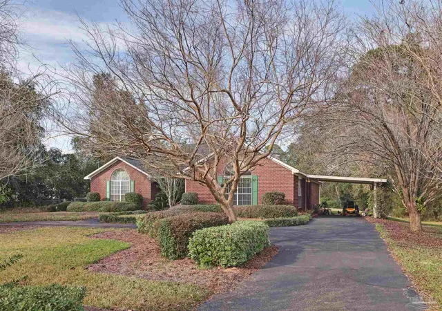 5th image of 4621 Riley Rd, Milton, FL 32583 | MLS# 680588