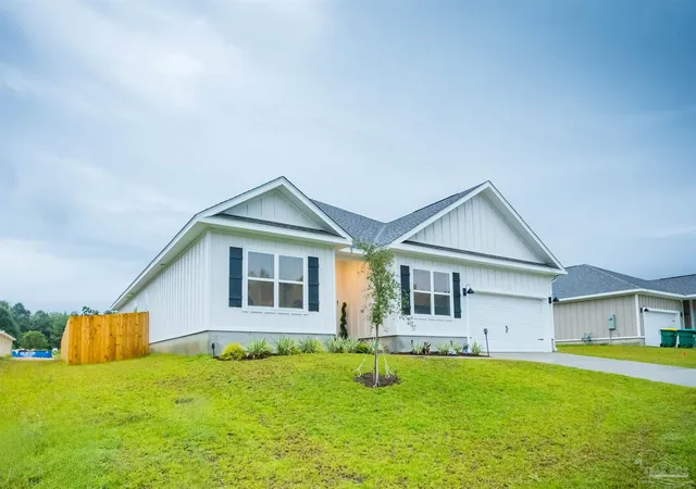 Photo 2 of Single family home for sale at 5614 Thatcher Rd, Crestview, FL 32539 | MLS# 687998 | Listing updated on 2026-09-04