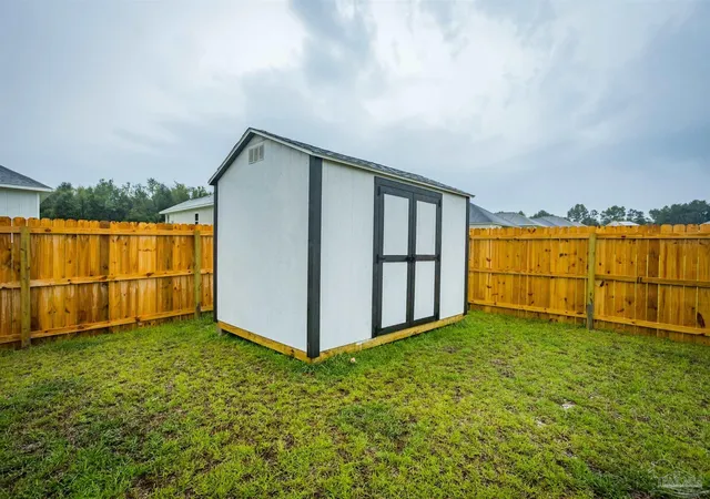 Photo 5 of Single family home for sale at 5614 Thatcher Rd, Crestview, FL 32539 | MLS# 687998 | Listing updated on 2026-09-04