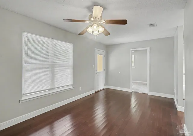 Photo 3 of Single family home for sale at 6810 Myra Ln, Molino, FL 32577 | MLS# 687245 | Listing updated on 2026-10-28