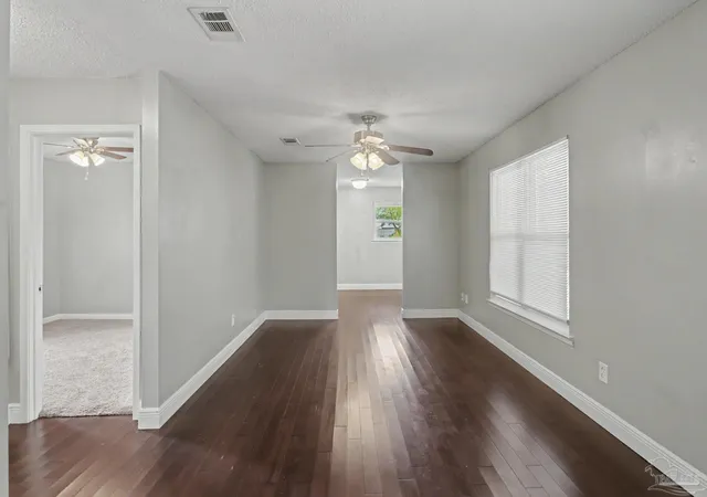 Photo 4 of Single family home for sale at 6810 Myra Ln, Molino, FL 32577 | MLS# 687245 | Listing updated on 2026-10-28