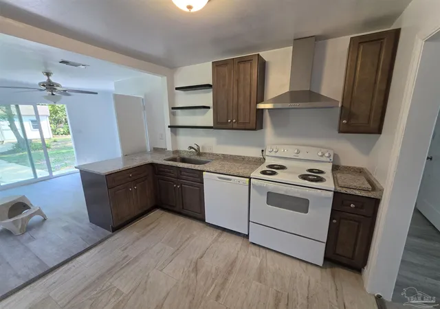 Photo 2 of Single family home for sale at 203 Henry St, Pensacola, FL 32507 | MLS# 685498 | Listing updated on 2026-09-22