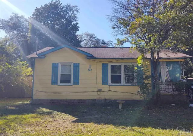 Photo 2 of Single family home for sale at 5217 Admiral Halsey Rd, Milton, FL 32583 | MLS# 673764 | Listing updated on 2026-06-11