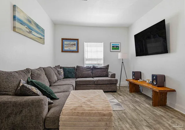 Photo 4 of Single family home for sale at 11102 Calvin St, Pensacola, FL 32534 | MLS# 688331 | Listing updated on 2026-09-02