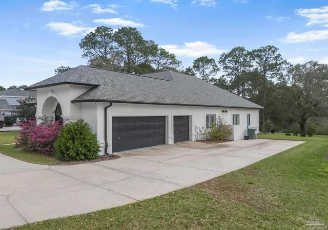 2nd image of 3175 Marcus Pointe Blvd, Pensacola, FL 32505 | MLS# 679380