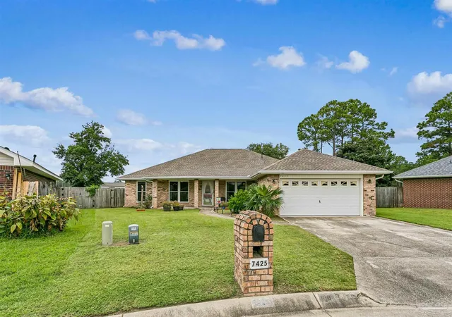 Photo 1 of Single family home for sale at 7425 Peterson Ln, Pensacola, FL 32506 | MLS# 688040 | Listing updated on 2026-08-31
