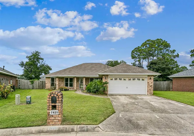 Photo 2 of Single family home for sale at 7425 Peterson Ln, Pensacola, FL 32506 | MLS# 688040 | Listing updated on 2026-08-31