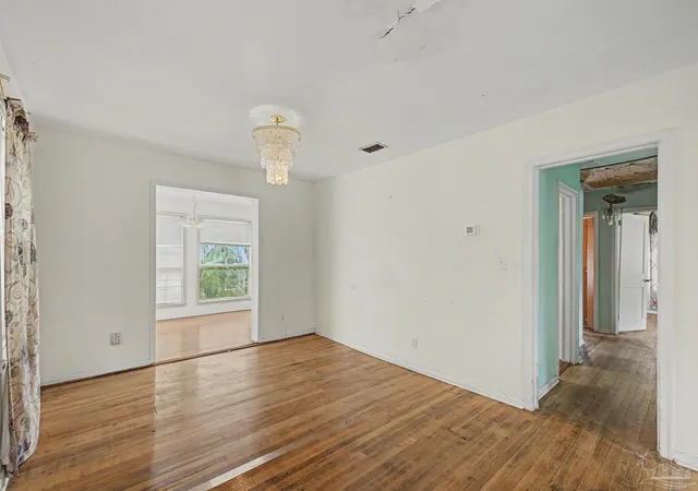 Photo 4 of Single family home for sale at 333 Gibbs Rd, Pensacola, FL 32507 | MLS# 682349 | Listing updated on 2026-09-08