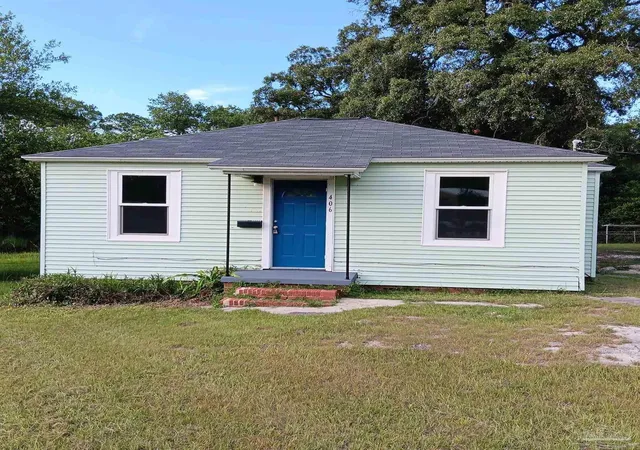 1st image of 406 Nw Syrcle Dr, Pensacola, FL 32507 | MLS# 670737