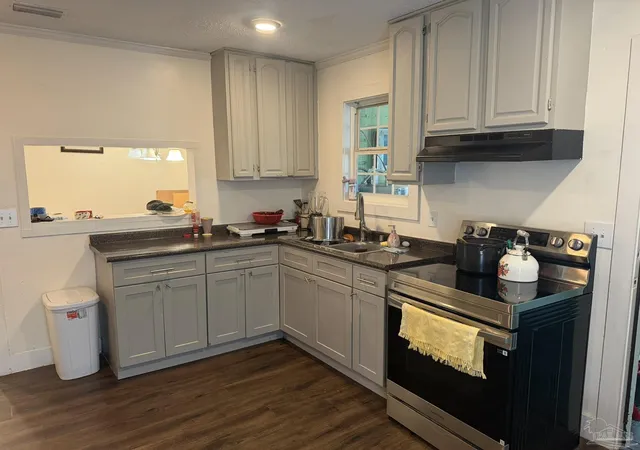 3rd image of 1210 N Y St, Pensacola, FL 32505 | MLS# 682866