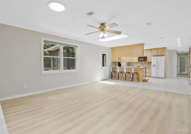 Photo 2 of Single family home for sale at 6257 Spanish Oak Ct, Pensacola, FL 32526 | MLS# 688142 | Listing updated on 2026-08-27