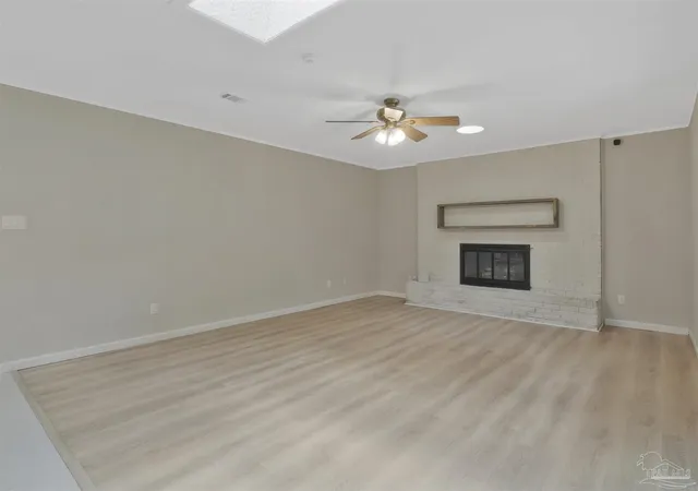 Photo 4 of Single family home for sale at 6257 Spanish Oak Ct, Pensacola, FL 32526 | MLS# 688142 | Listing updated on 2026-08-27