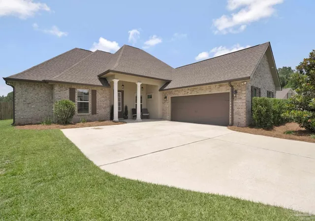 Homes for sale in Cantonment, FL | 2133 Eagles Ridge Cv, Cantonment, FL 32533 | MLS# 685613