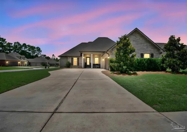 Homes for sale in Cantonment, FL | 2133 Eagles Ridge Cv, Cantonment, FL 32533 | MLS# 685613