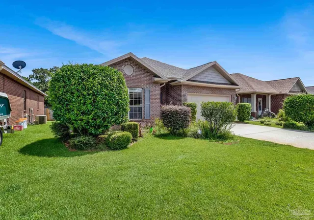 Photo 1 of Single family home for sale at 3073 Windward Cvs Ct, Gulf Breeze, FL 32563 | MLS# 684090 | Listing updated on 2026-09-02