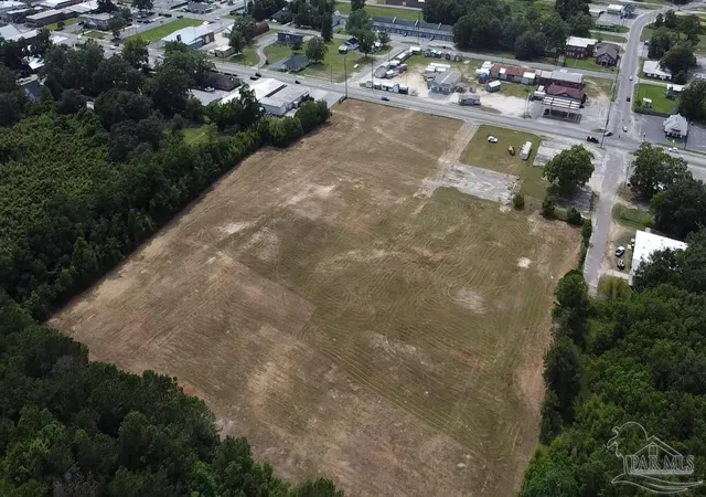4th image of 300 Block N Main St, Atmore, AL 36502 | MLS# 553047