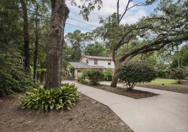 Photo 1 of Single family home for sale at 2020 E Bobe St, Pensacola, FL 32503 | MLS# 684173 | Listing updated on 2026-08-31