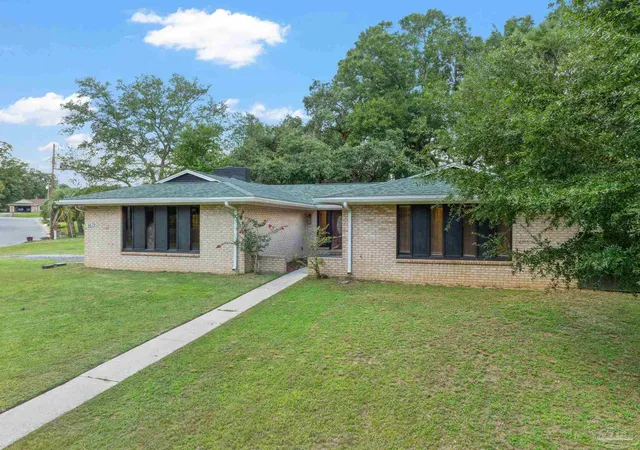 Photo 2 of Single family home for sale at 9679 Hollowbrook Cir, Pensacola, FL 32514 | MLS# 688281 | Listing updated on 2026-08-31