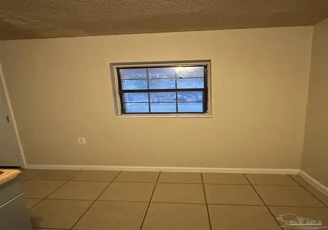 5th image of 121 W Garfield Dr, Pensacola, FL 32505 | MLS# 673818