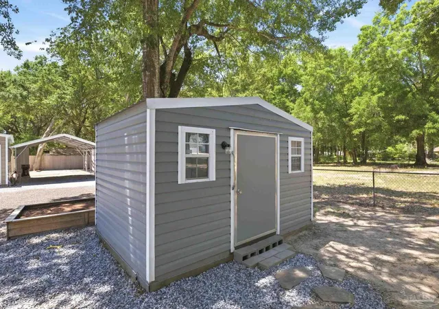 Photo 5 of Single family home for sale at 4867 Aleff Rd, Milton, FL 32571 | MLS# 682168 | Listing updated on 2026-08-11
