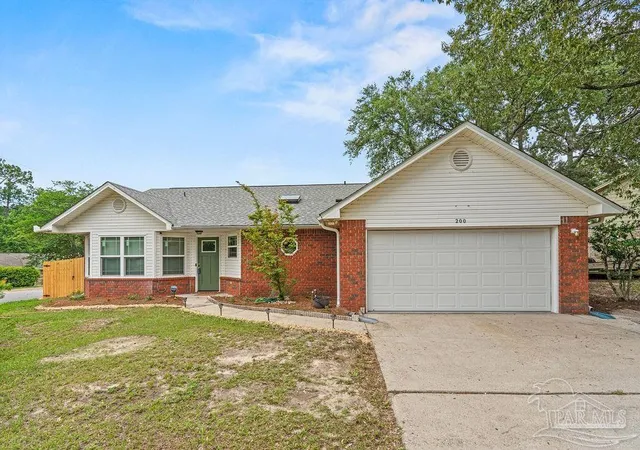 Single family home for sale at 200 Lakeland Ct, Pensacola, FL 32514 | MLS# 683782