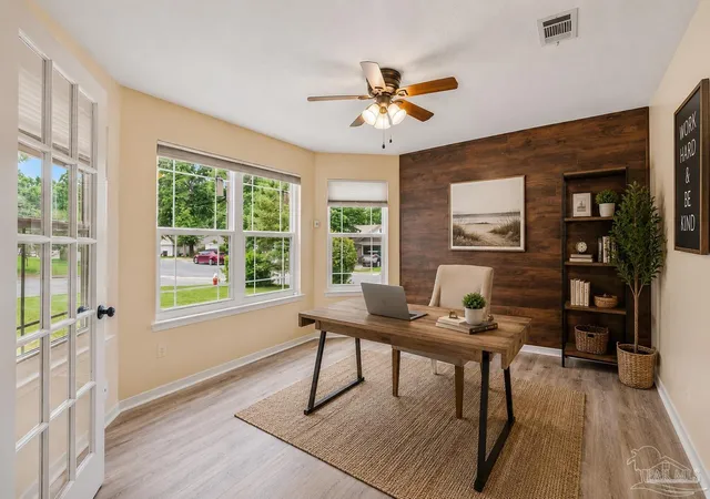 Photo 4 of Single family home for sale at 200 Lakeland Ct, Pensacola, FL 32514 | MLS# 683782 | Listing updated on 2026-09-16