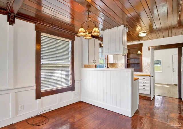 Photo 2 of Single family home for sale at 619 N X St, Pensacola, FL 32505 | MLS# 685419 | Listing updated on 2026-09-03