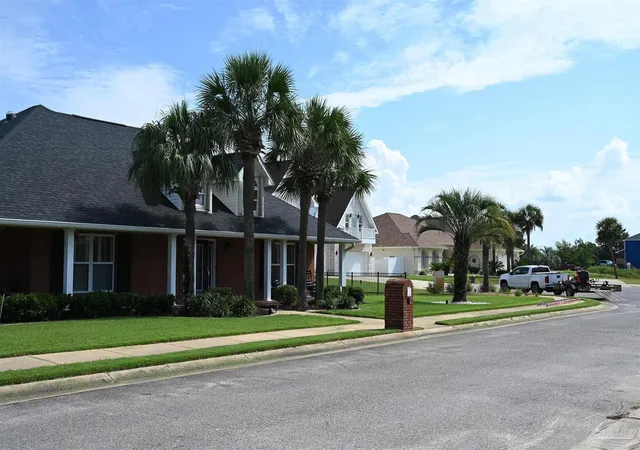 13th image of 1726 Villa Vizcaya Dr, Navarre, FL 32566 | MLS# 632798
