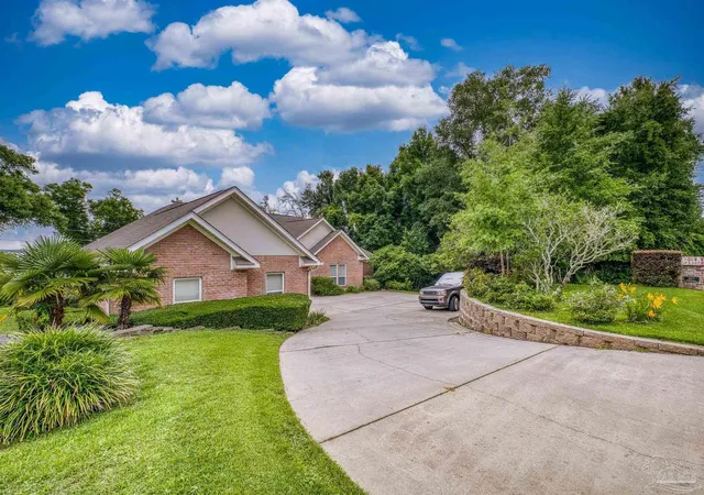 image of 3078 Pelican Ln, Pensacola, FL 32514 | MLS# 664908
