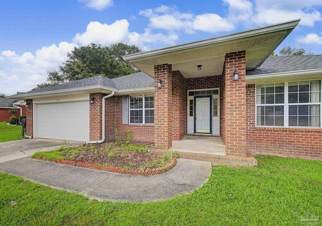 2nd image of 1729 Condor Dr, Cantonment, FL 32533 | MLS# 683512