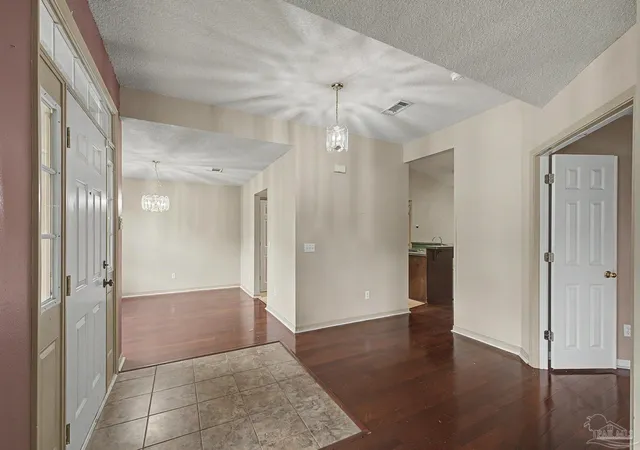 4th image of 1729 Condor Dr, Cantonment, FL 32533 | MLS# 683512