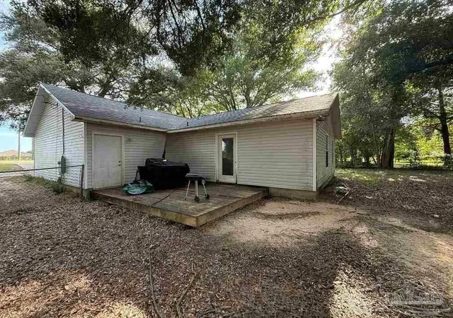Photo 3 of Single family home for sale at 5560 Cyanamid Rd, Milton, FL 32583 | MLS# 687978 | Listing updated on 2026-09-09